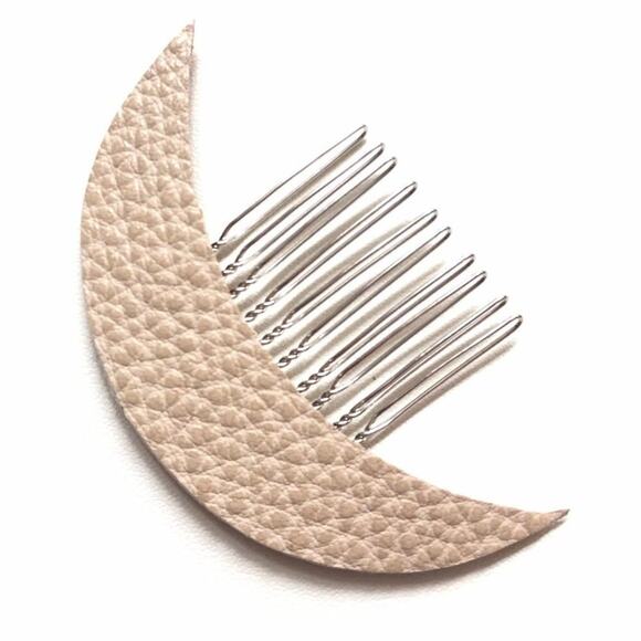 Artisan Handmade Leather Crescent Moon Celestial hair comb -cream cobble - Picture 1 of 9